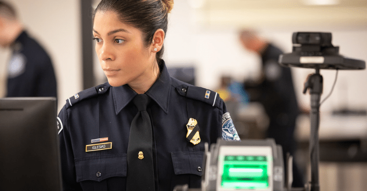 ¿Qué me pueden preguntar en migraciones, al momento de ir a los Estados Unidos?